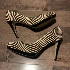 NWOT AUTOGRAPH zebra print heels
